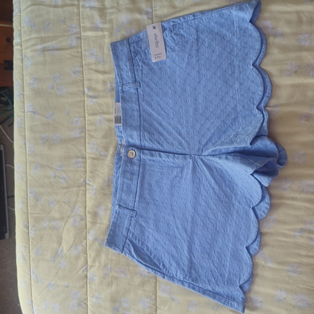 Crown and Ivy size 14 shorts